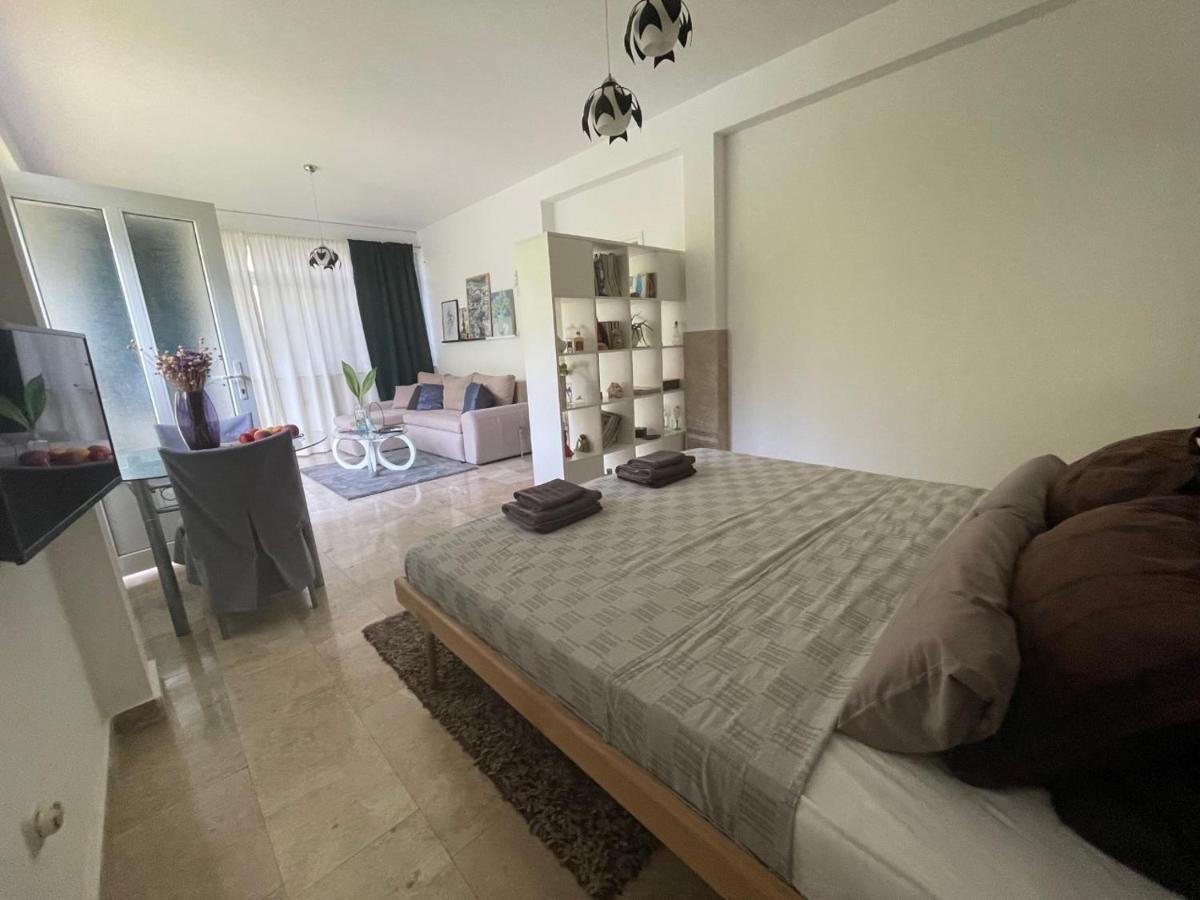 Villa Tamara With Garden And River View - Free Private Parking - Garage Mostar Eksteriør billede