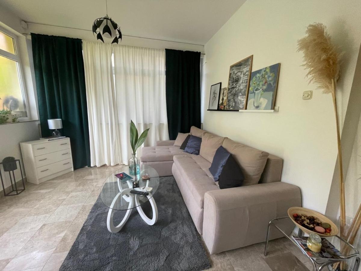 Villa Tamara With Garden And River View - Free Private Parking - Garage Mostar Eksteriør billede