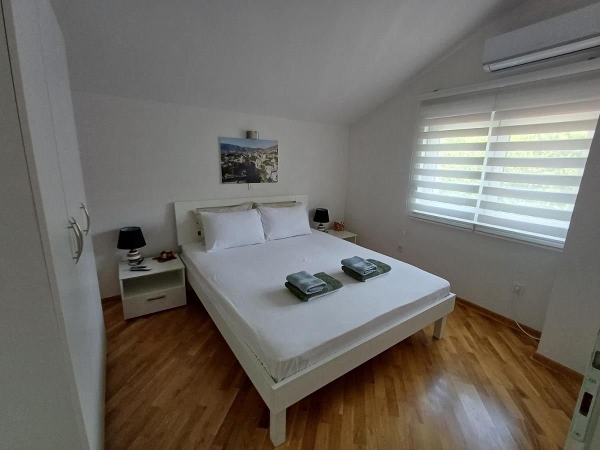 Villa Tamara With Garden And River View - Free Private Parking - Garage Mostar Eksteriør billede