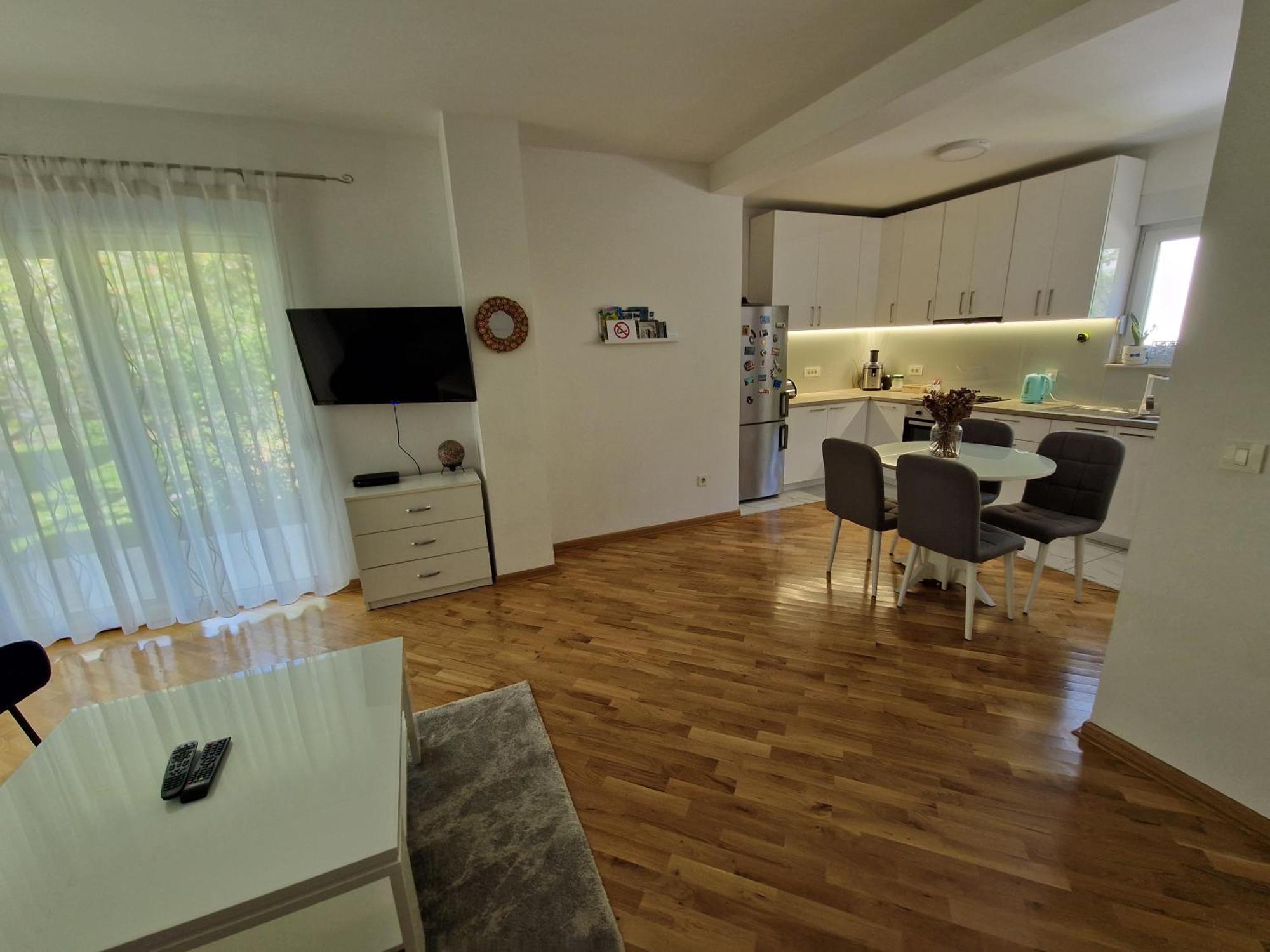 Villa Tamara With Garden And River View - Free Private Parking - Garage Mostar Eksteriør billede
